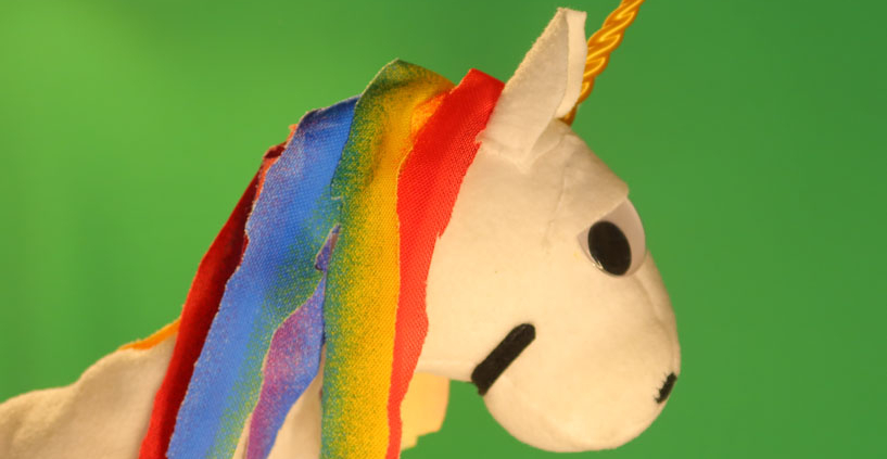 Eenhoorn met gouden hoorn De eenhoorn uit voorstelling Terugkeer van de eenhoorn. Vooral voor kinderen die van een unicorn houden.
