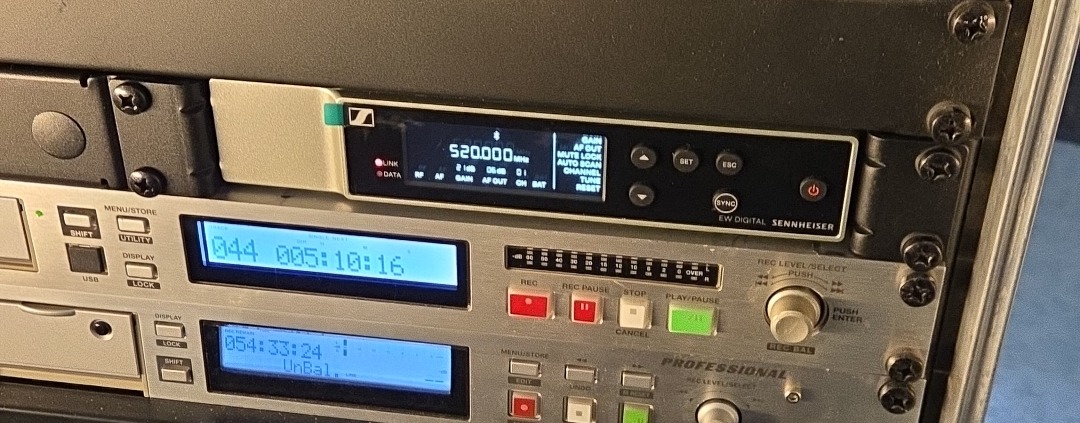 Foto nieuwe Senheisser Nieuwe ontvanger en zender voor microfoon